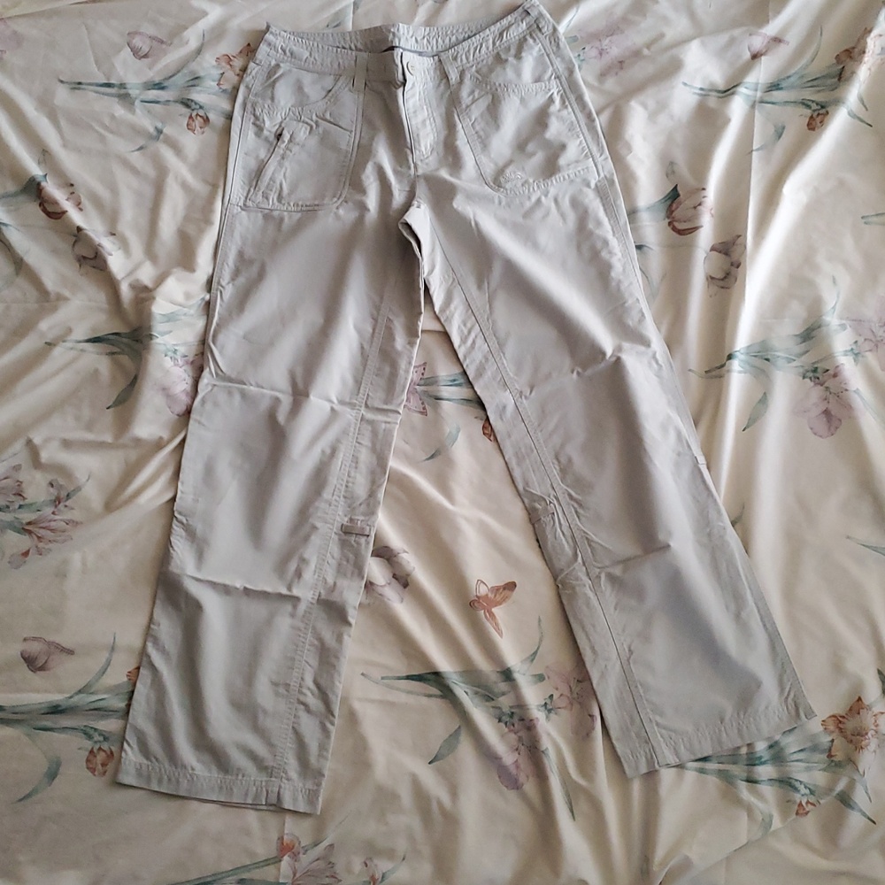 The North Face Women's Size 10 With Custom Belt Loop Grey Khaki Pant. GUC
